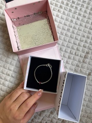Pandora tennis bracelet. In perfect condition.