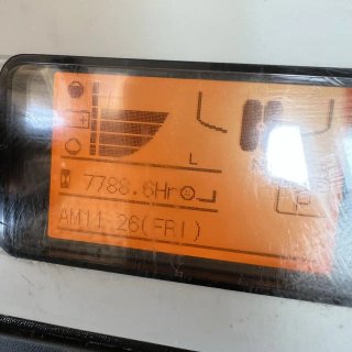 Carretilla Nissan Eléctrica Triple Posicionador