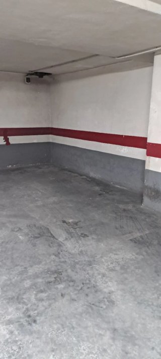 Añquiler garaje pl.españa/V.barbera