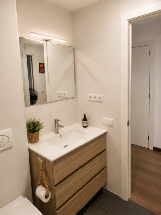 Piso reformado en 2022, 80 m², 4 hab, 2 baños
