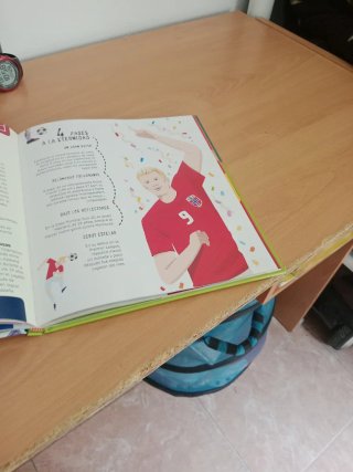 30 jugadores de fútbol que hicieron historia libro
