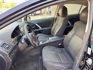 Toyota Avensis 2012 Advance 120D