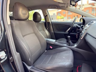 Toyota Avensis 2012 Advance 120D