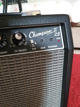 Amplificador Fender Champion II 25W
