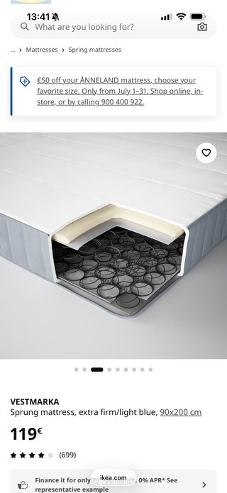 Cama IKEA con colchón, edredón y sábanas