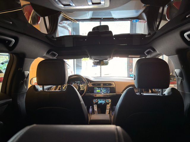 Jaguar i-Pace EV400 SE AUTO 4WD