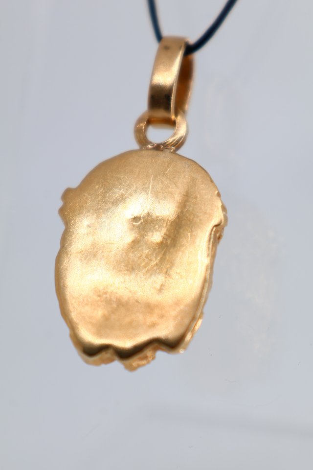 J-0885 Colgante busto de Cristo, oro 18K
