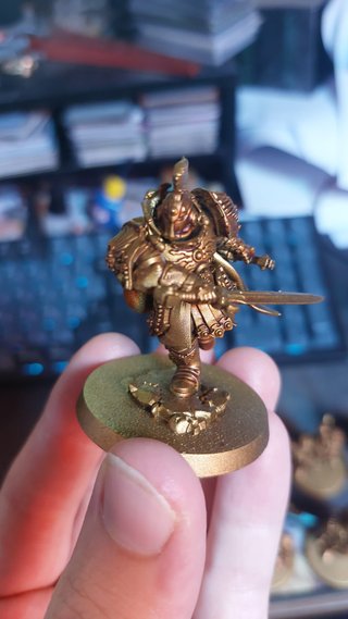 warhammer 40000 adeptus custodes Campeón de Filo