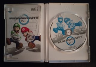 Mario Kart Wii + 2 Volanti Compatibili