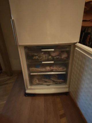 Frigorífico Siemens para piezas funcionando