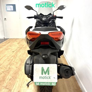 YAMAHA XMAX 125