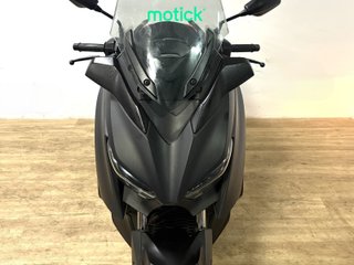 YAMAHA XMAX 125