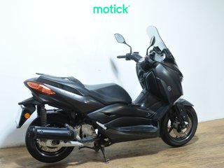 YAMAHA XMAX 125