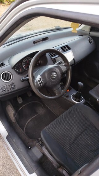 Suzuki Swift 2005