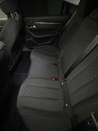 Peugeot 508 5P Business Line BlueHDi 96kW S&S EAT8