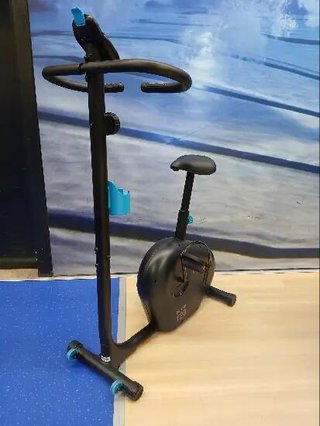 Bicicleta Estática Domyos BIKE 120 4kg rueda de inercia.