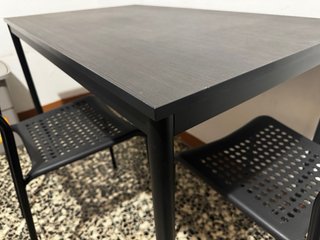 Tavolo IKEA SANDSBERG + 4 sedie ADDE Nero