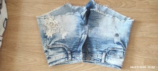 Shorts vaqueros con flores para chica
