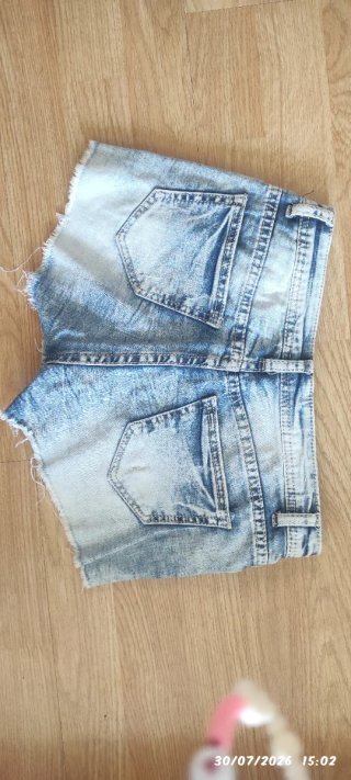 Shorts vaqueros con flores para chica