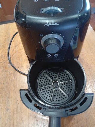 Freidora de Aire Sin Aceite Jata 1,5L JEFR1221