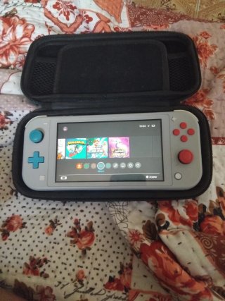 Nintendo Switch Lite Pokemon