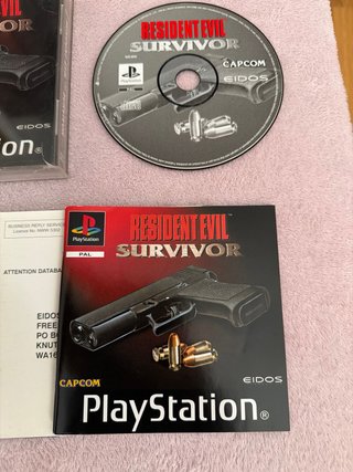 Resident Evil Survivor per PS1 - Spa