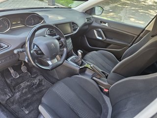Peugeot 308 2016