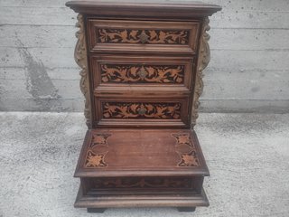 Inginocchiatoio antico in legno massello