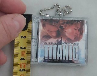 Lote Titanic: Puzzle, Pendientes, miniCD, imán