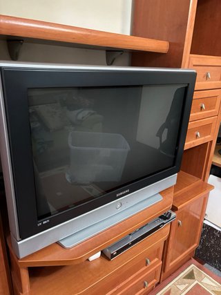 TV Samsung + reproductor DVD y TDT