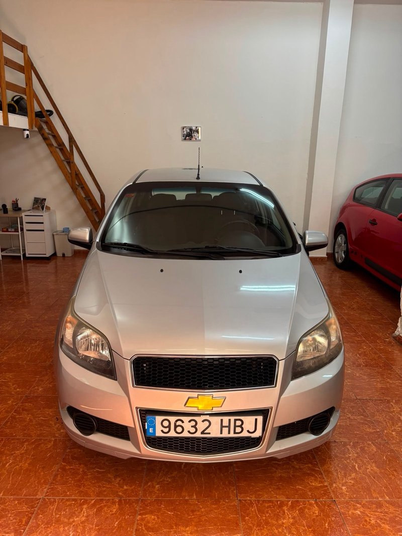 Chevrolet Aveo 2011 - foto 1