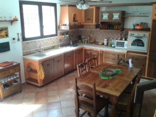 Tavolo con 6 sedie