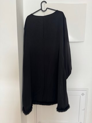 Vestido negro Shein midi con pelo