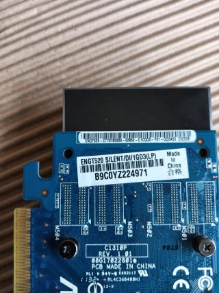 Tarjeta gráfica GT 520