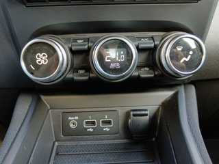 Renault Zoe Iconic R135 batería 50kWh 99 kW (135 CV)