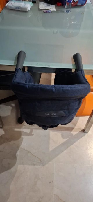 Trona portátil Inglesina azul marino
