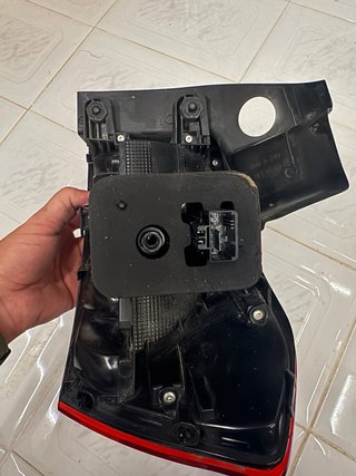 Piloto trasero Volkswagen Passat B8 *leds quemado*