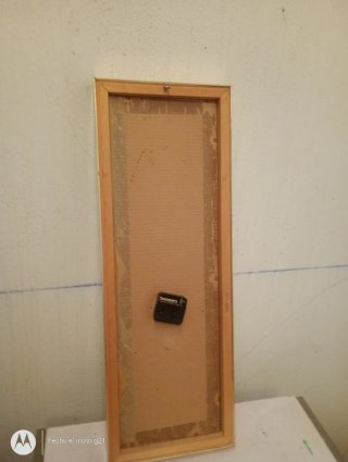 reloj espejo de pared de la Torre de Londres.