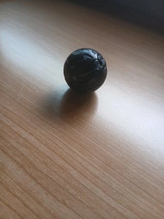Bakugan Rojo y Negro