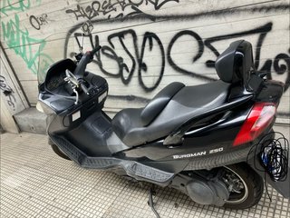 Suzuki Burgman 250cc Maxi Scooter  “NO FUNCIONA”