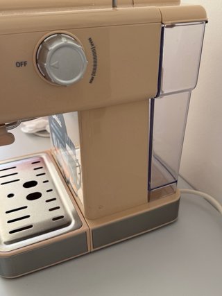 Cafetera Cecotec Cumbia Beige