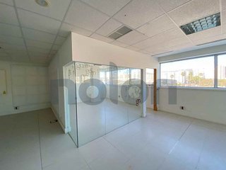 Oficina en venta en Cortadura - Zona Franca  en Cádiz