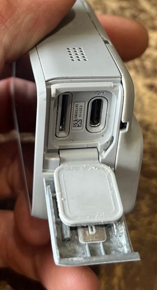 GoPro HERO7 White da riparare o per parti di ricambio