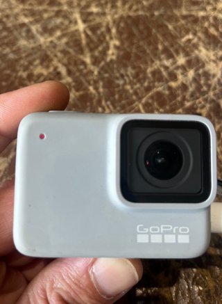 GoPro HERO7 White da riparare o per parti di ricambio