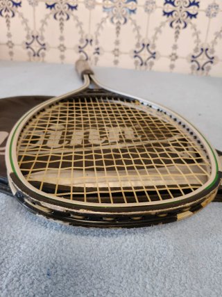 Raqueta de frontón Winn con funda