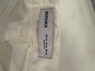 Pantalón blanco roto