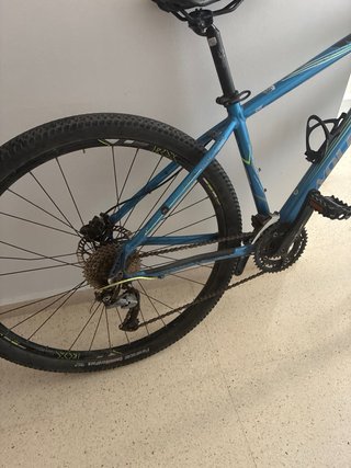 Bicicleta montaña azul