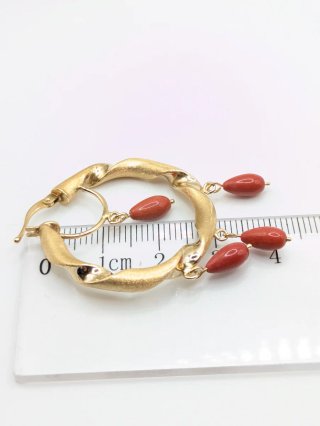 Pendientes Aro Oro 18k con Coral Rojo