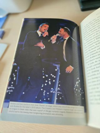 Libro Robbie & Gary It'a complicated de Paul Scott