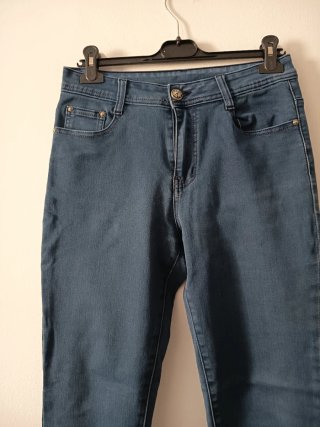 Pantalón vaquero elástico T.40